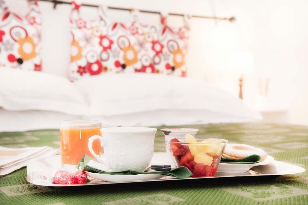 Bed and Breakfast A due Passi à Forte dei Marmi Extérieur photo